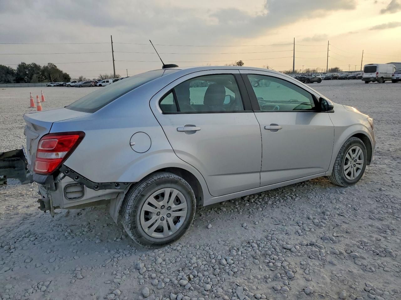 2017 Chevrolet Sonic ls