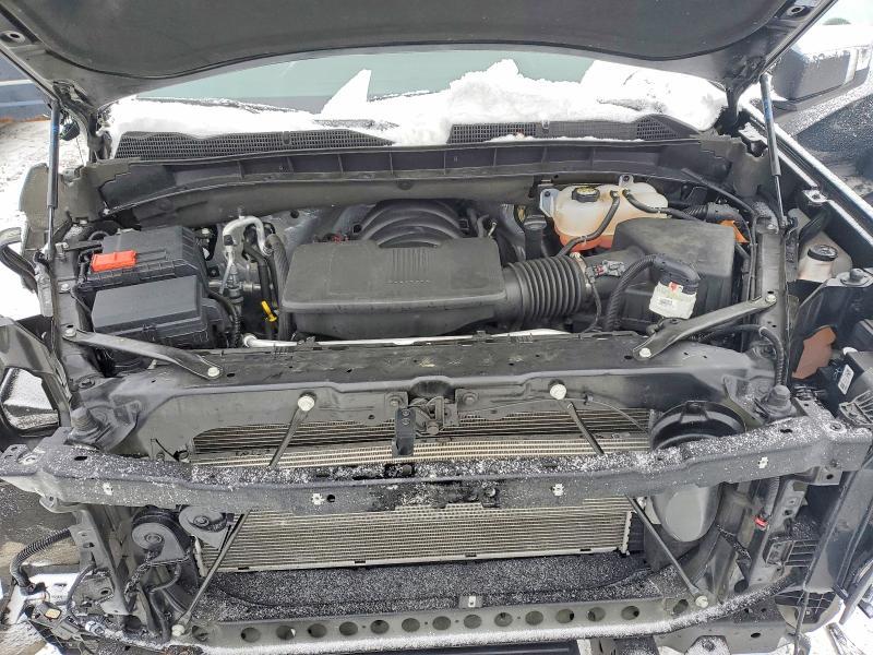 2025 GMC Sierra K1500 slt