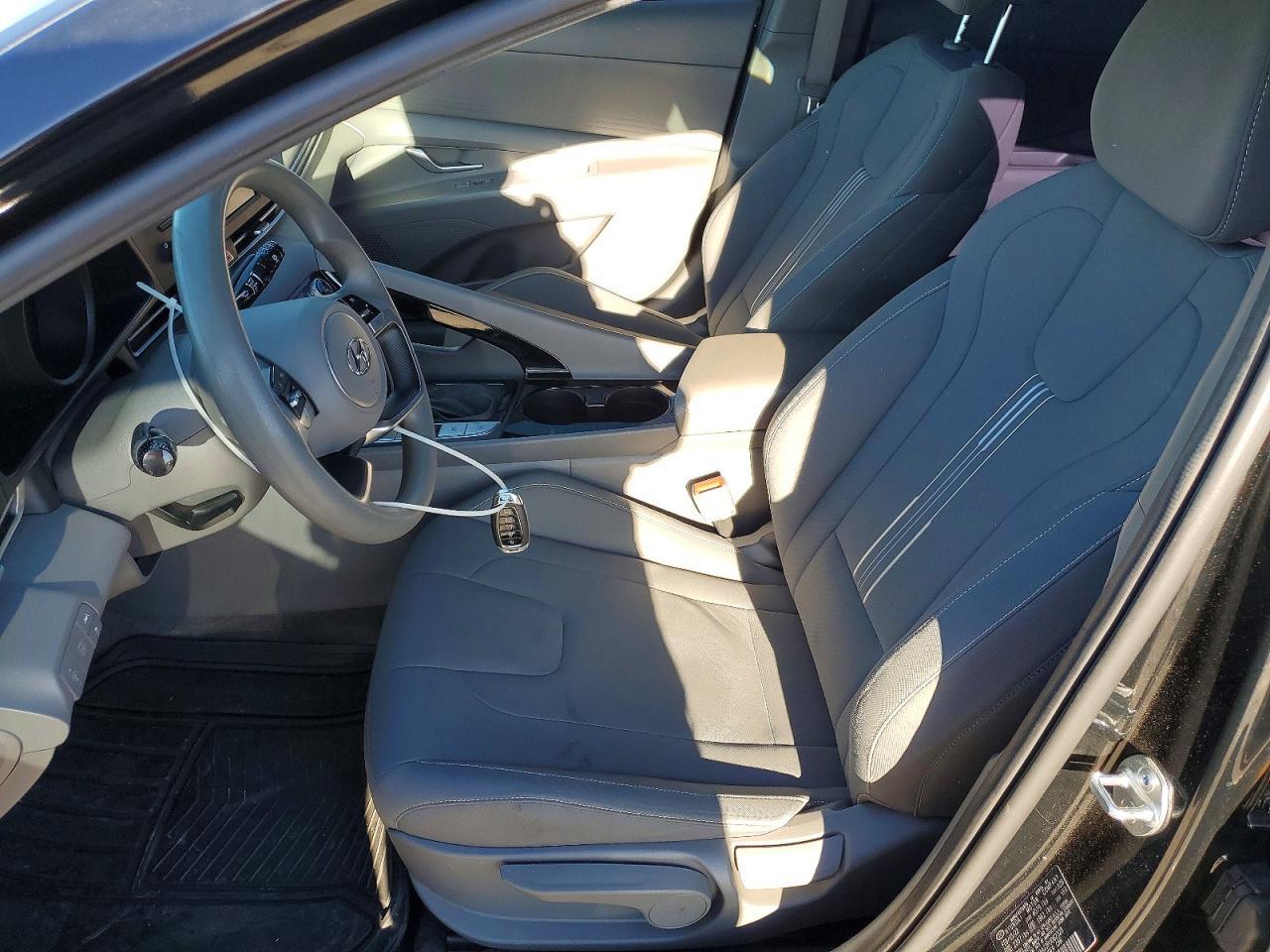 2023 Hyundai Elantra Blue