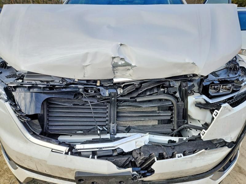 2025 Cadillac XT6 Platinum Premium Luxury