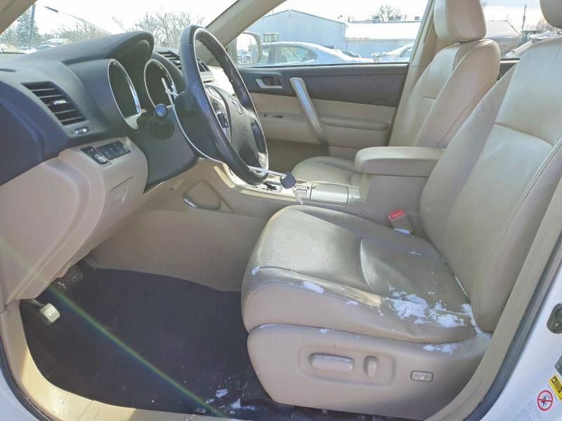 2011 Toyota Highlander Base