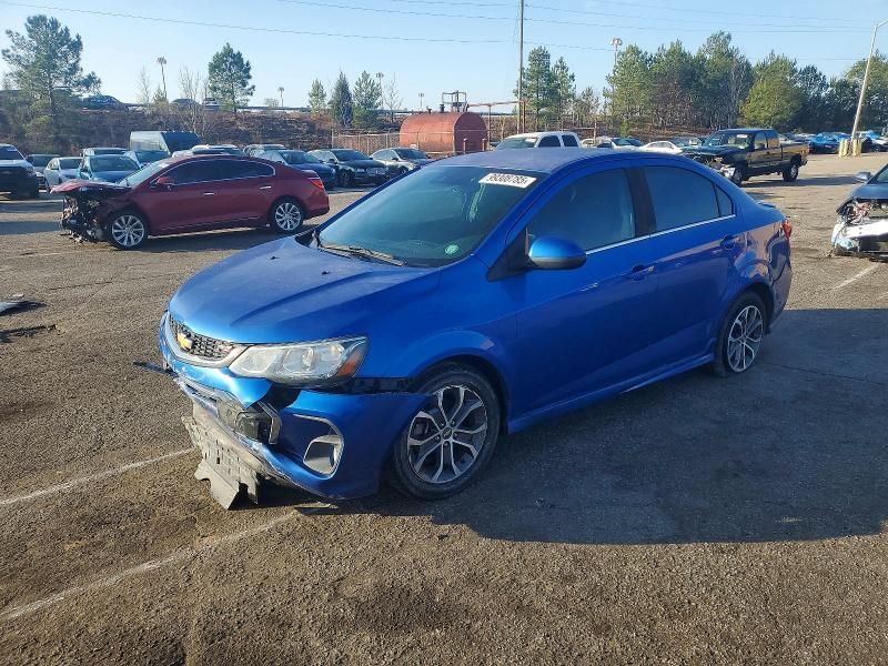 2017 Chevrolet Sonic lt