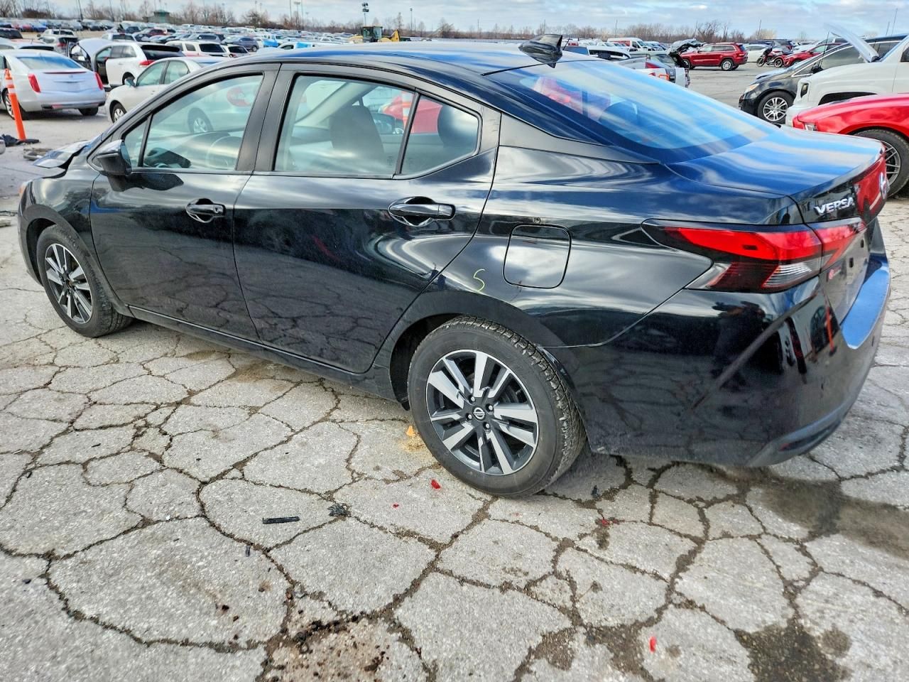 2021 Nissan Versa sv