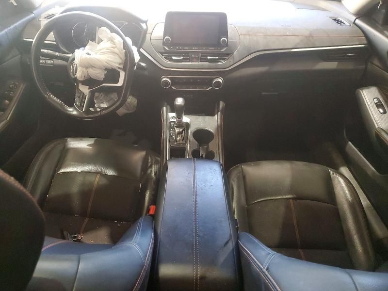 2021 Nissan Altima sr