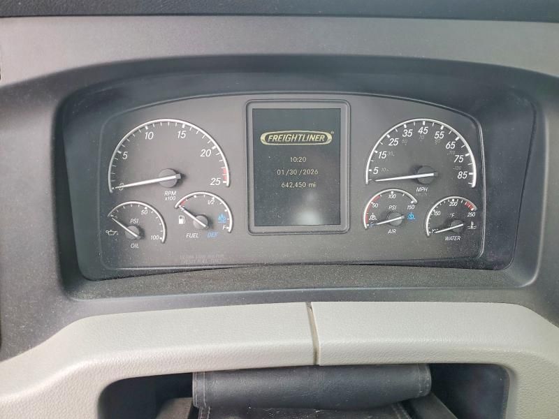 2021 Freightliner Cascadia 116 Semi Truck