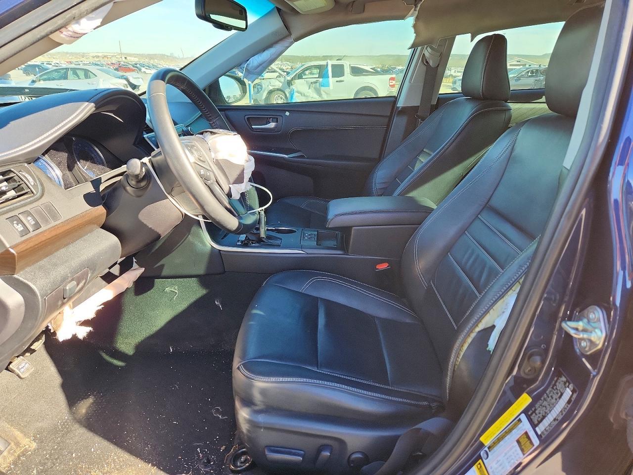 2015 Toyota Camry le