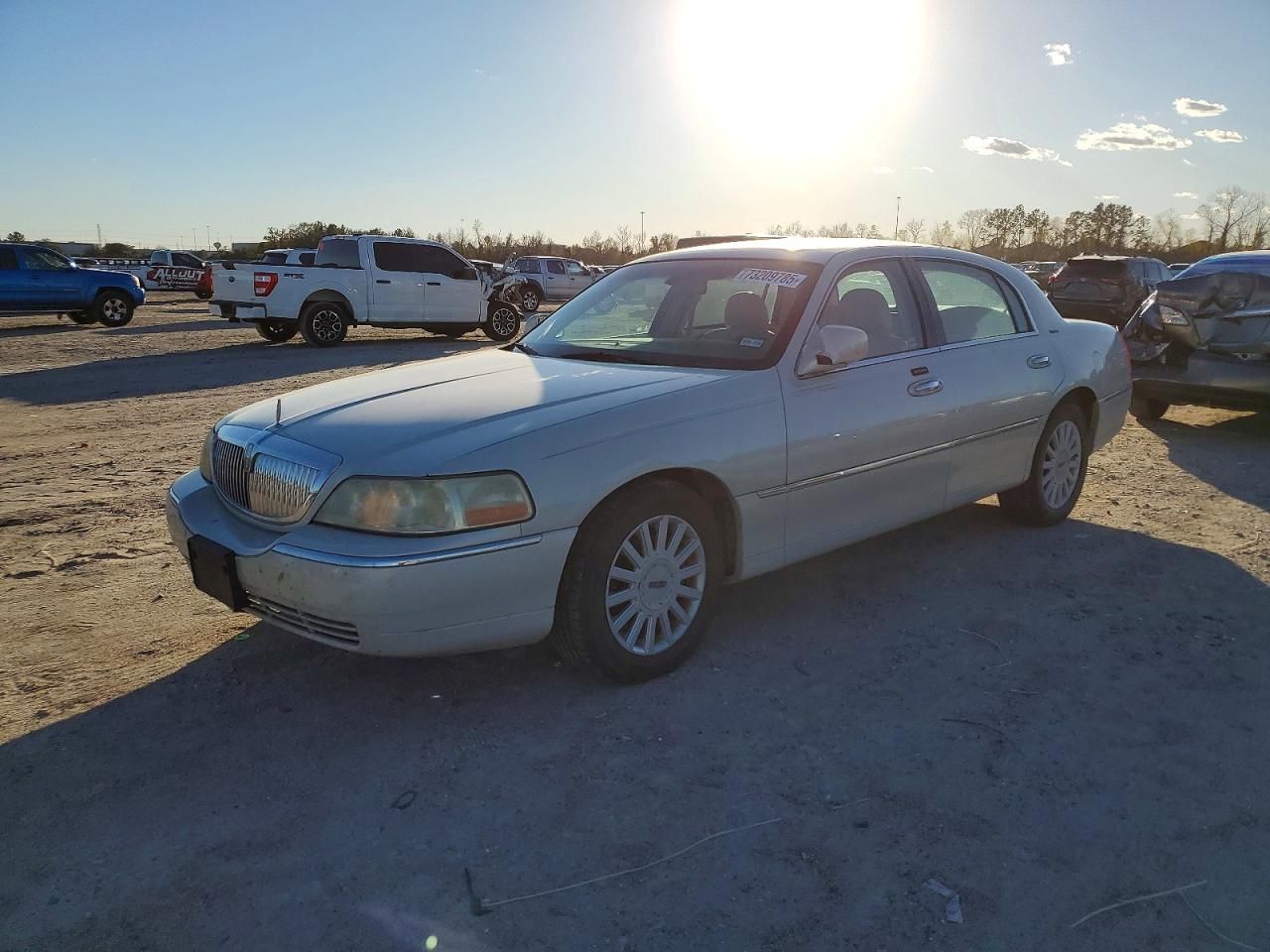 2005 Lincoln Town car Signature