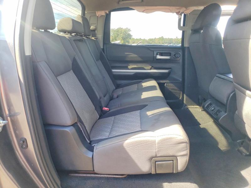 2015 Toyota Tundra SR5