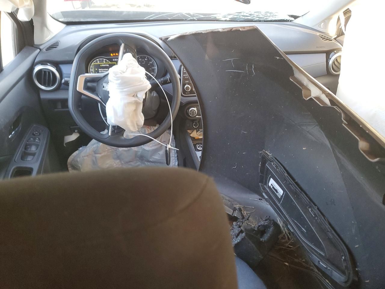 2024 Nissan Versa sv