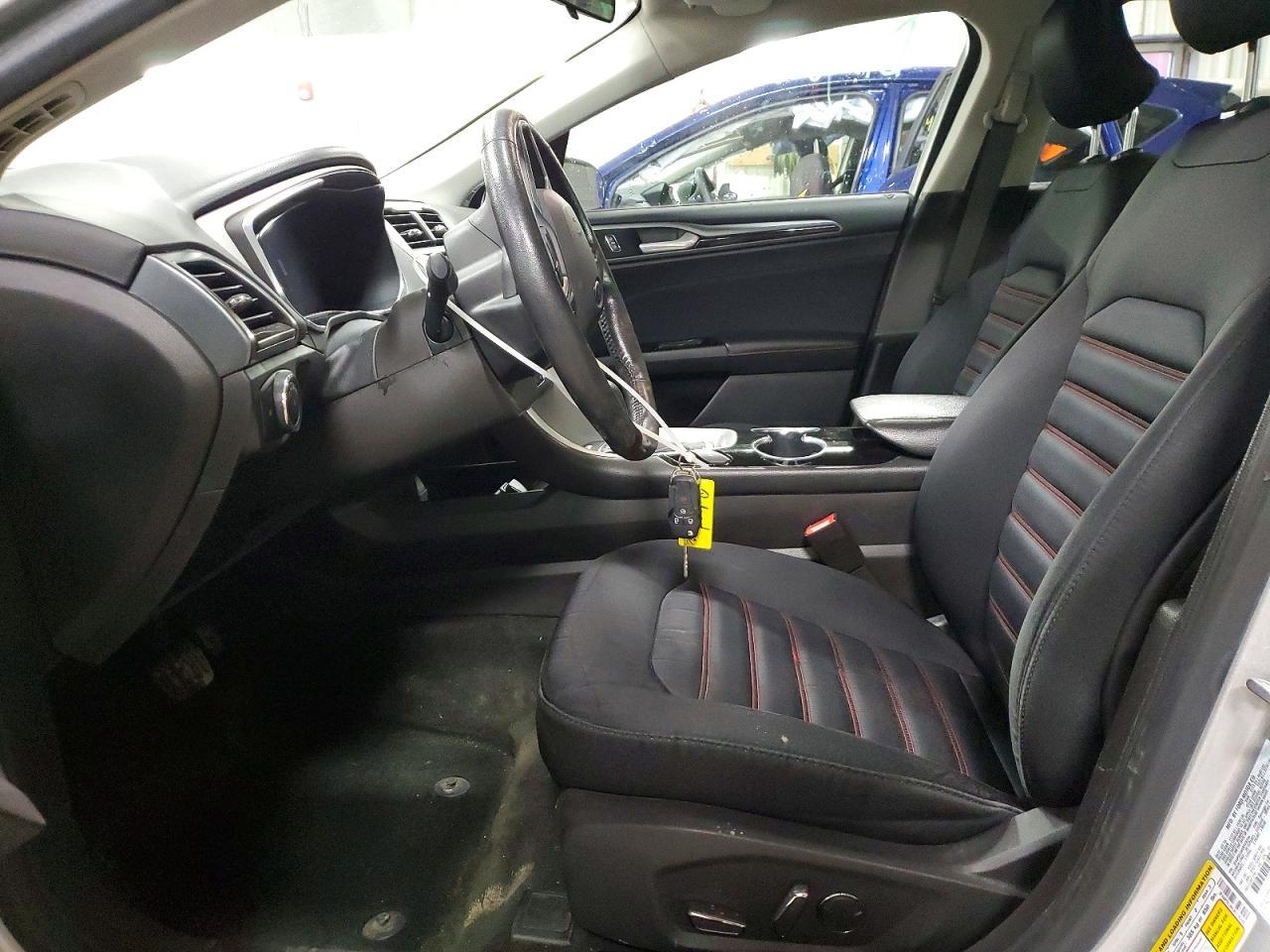 2016 Ford Fusion se Hybrid