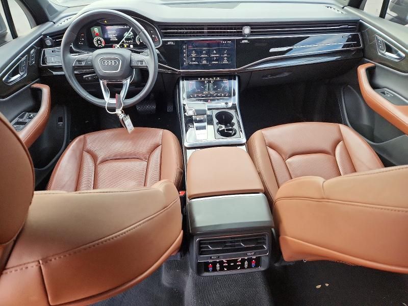 2021 Audi Q7 Prestige
