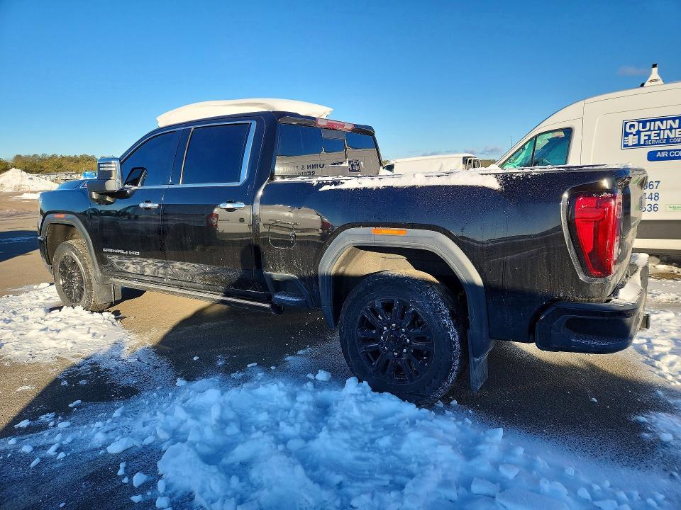 2022 GMC Sierra K2500 Denali