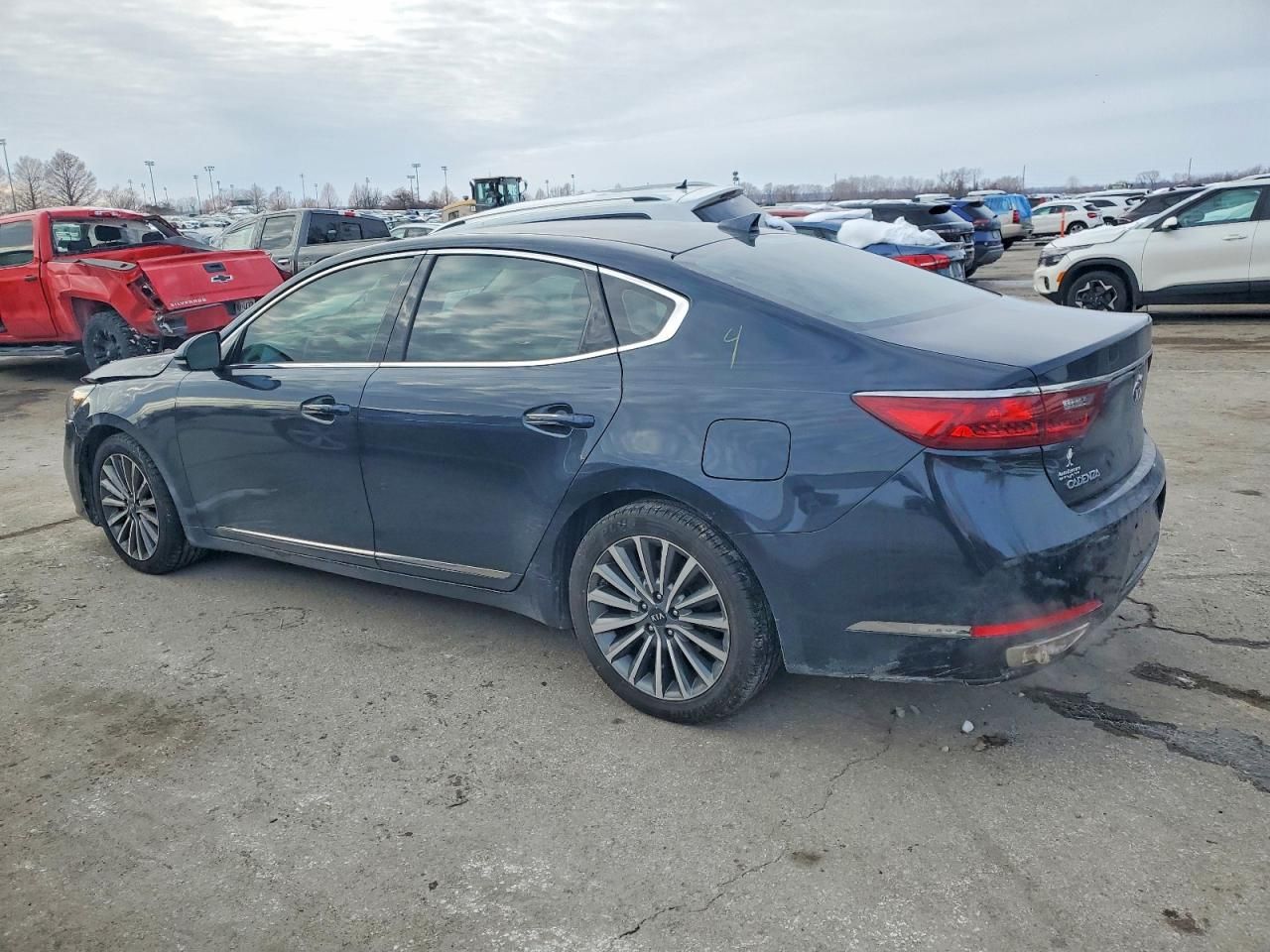 2017 KIA Cadenza Premium