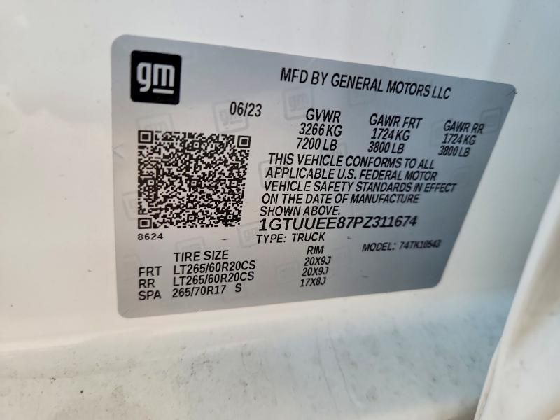 2023 GMC Sierra K1500 AT4