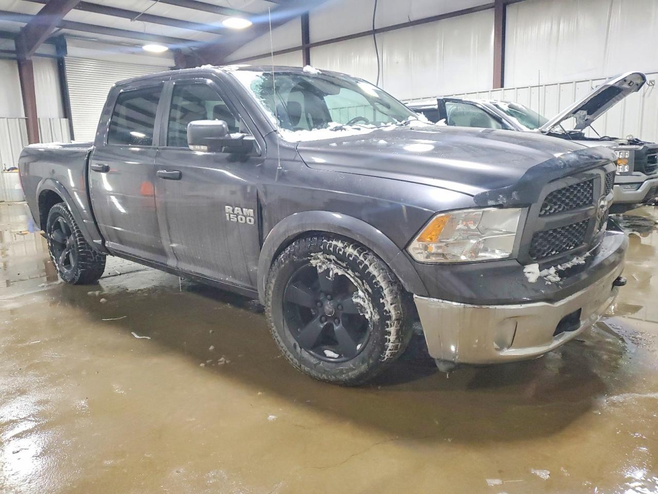 2015 Dodge Ram 1500 slt