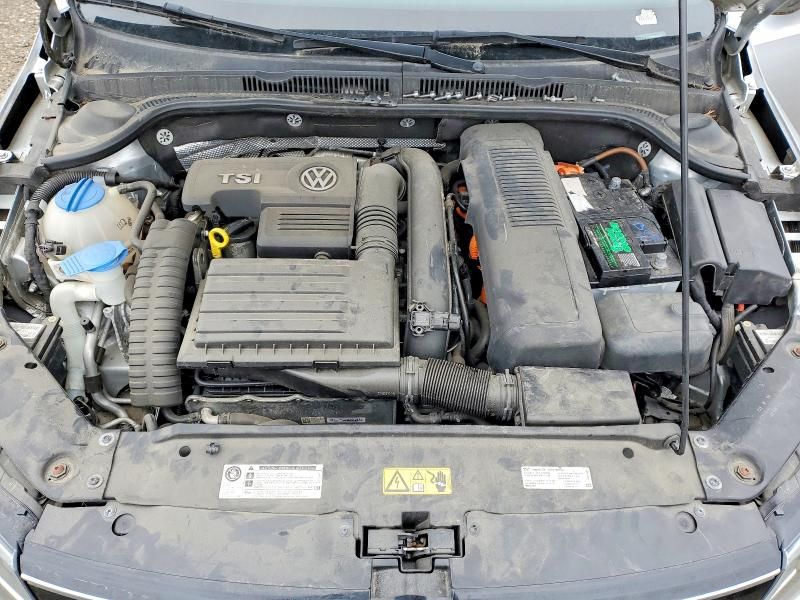 2016 Volkswagen Jetta Hybrid