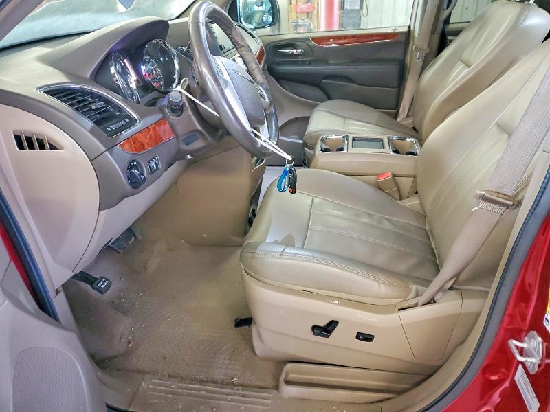 2015 Chrysler Town & Country Touring