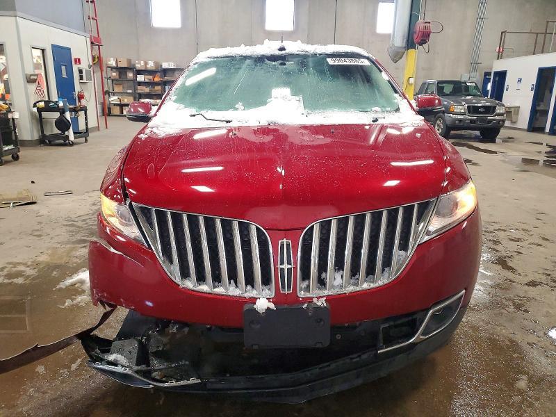 2013 Lincoln Townhouse MKX