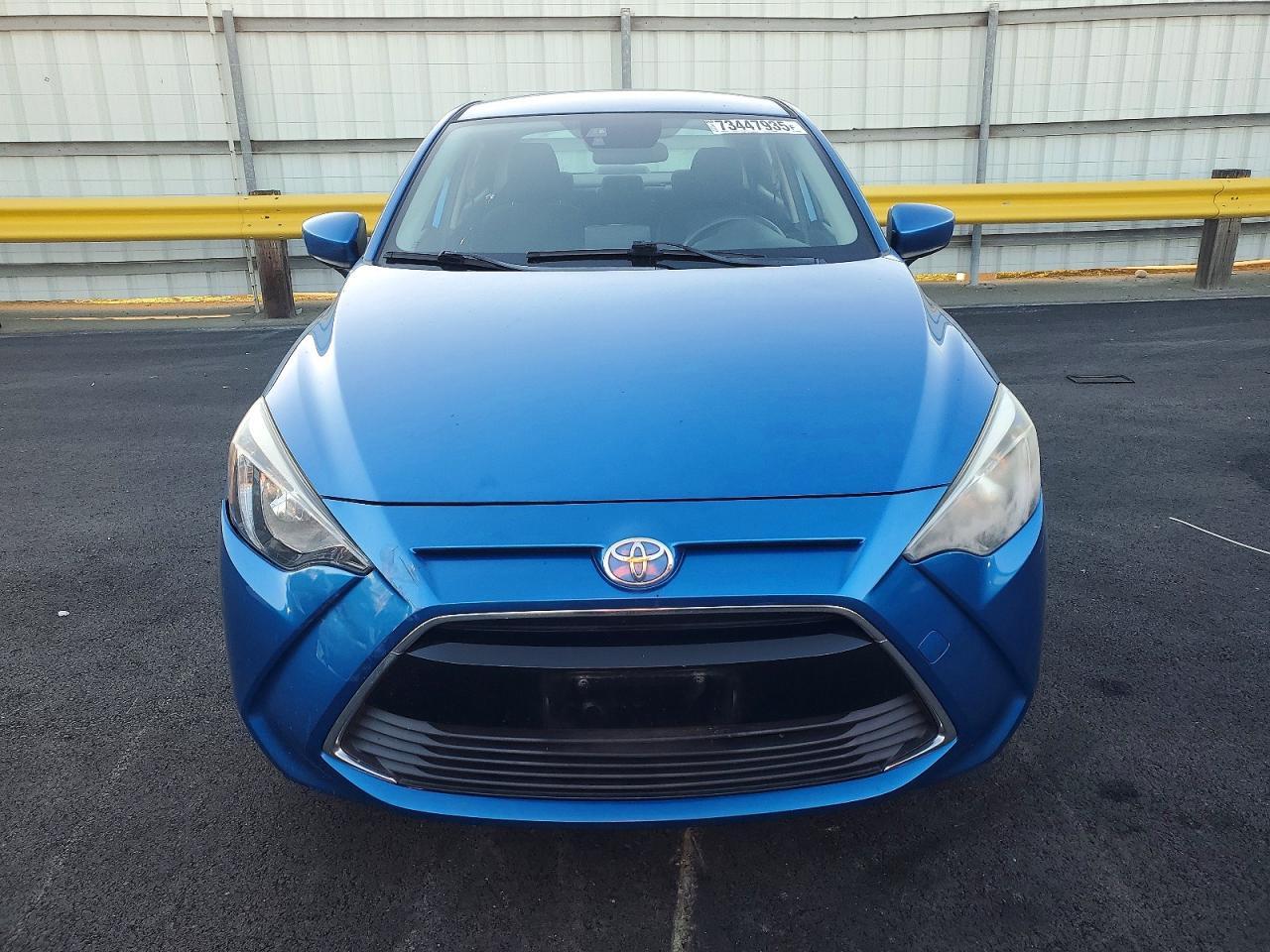 2017 Toyota Yaris ia