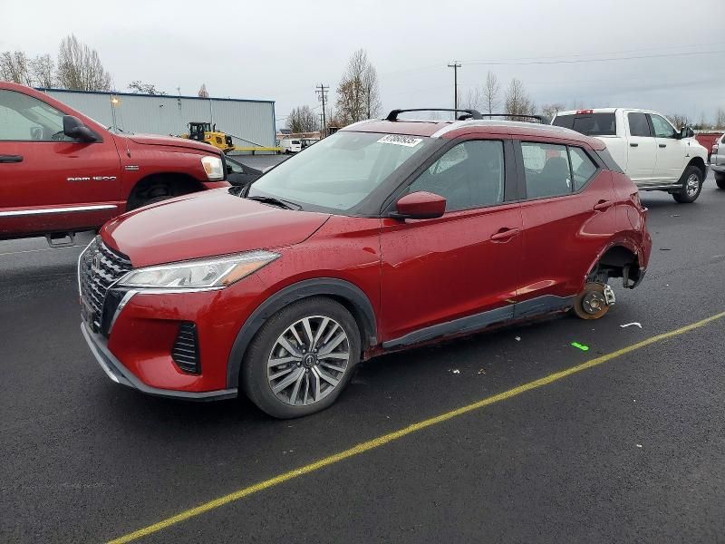 2022 Nissan Kicks sv