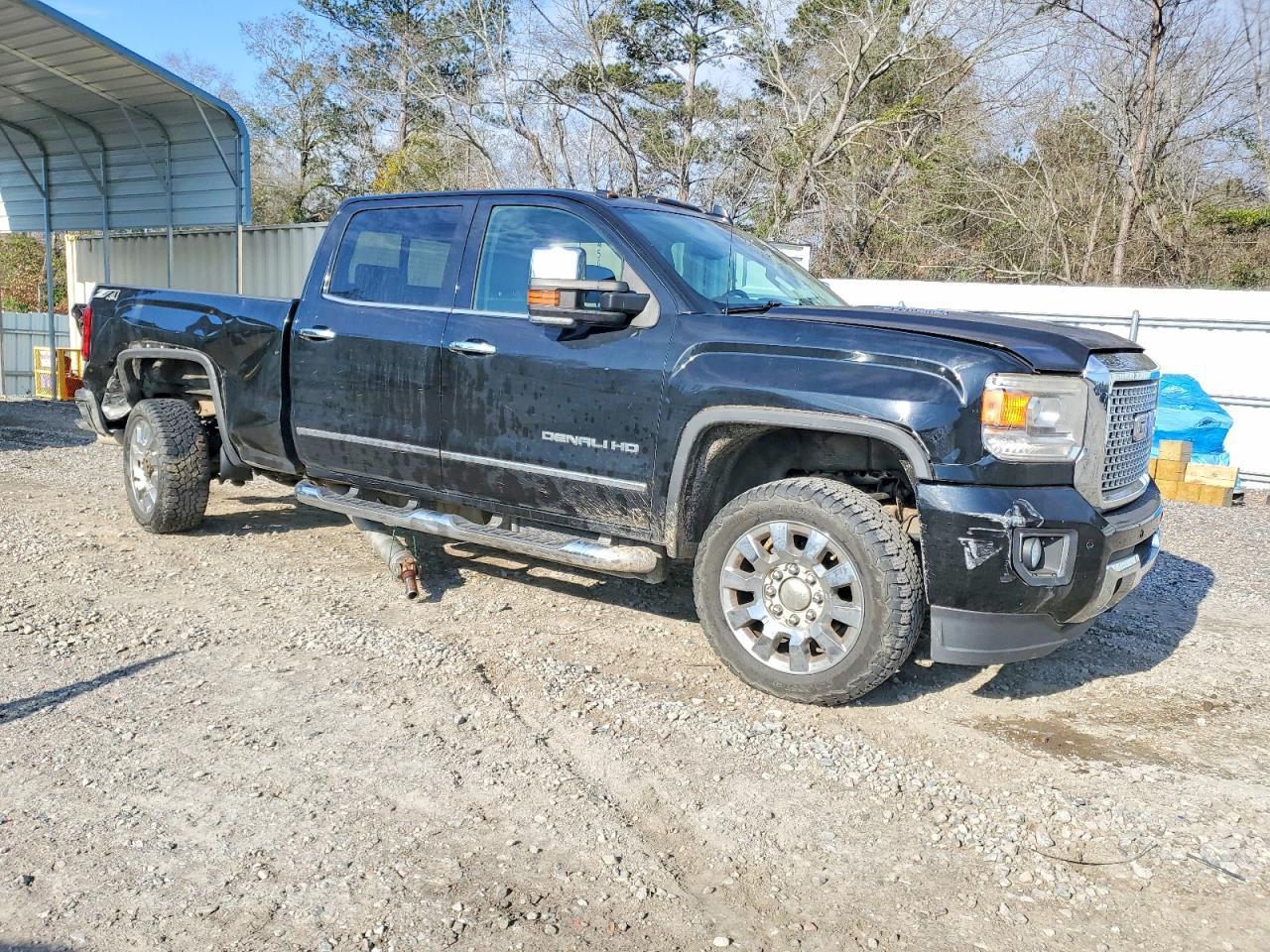 2015 GMC Sierra K2500 Denali