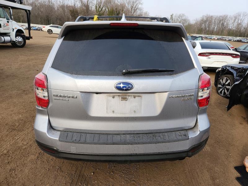 2016 Subaru Forester 2.5i Touring