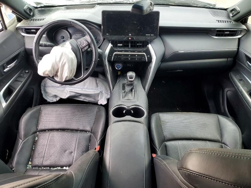 2022 Toyota Venza le