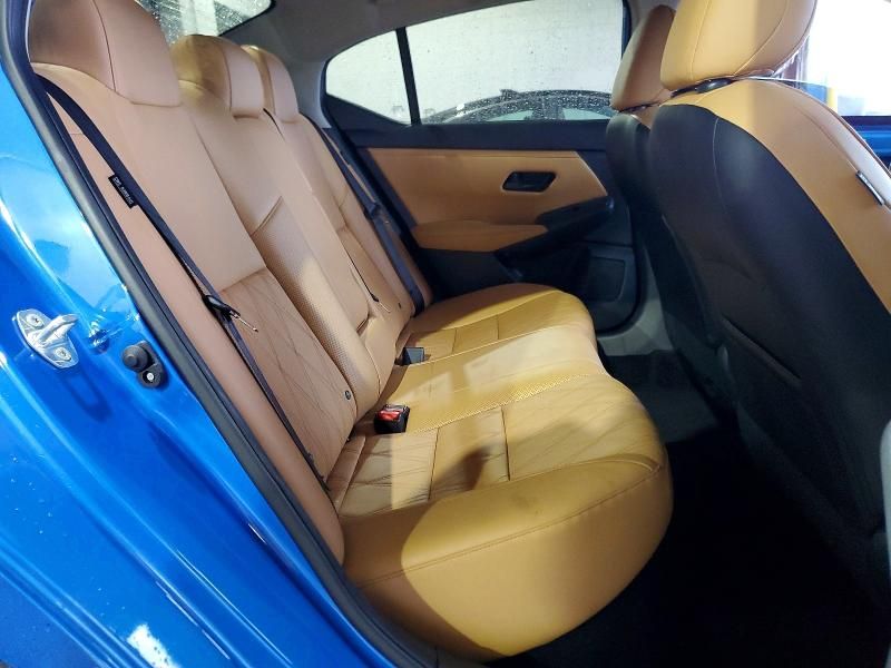 2024 Niss Sentra sv W/continuo