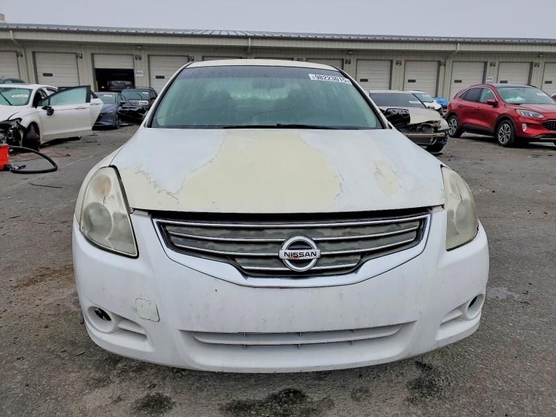2010 Nissan Altima Base