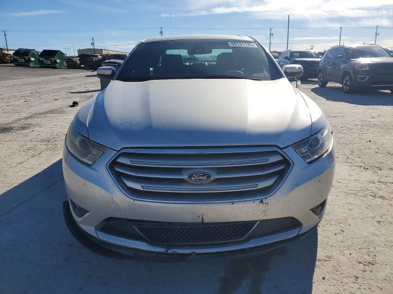 2017 Ford Taurus Limited