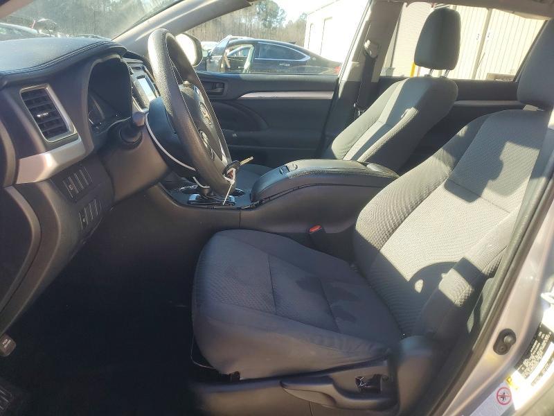 2019 Toyota Highlander le