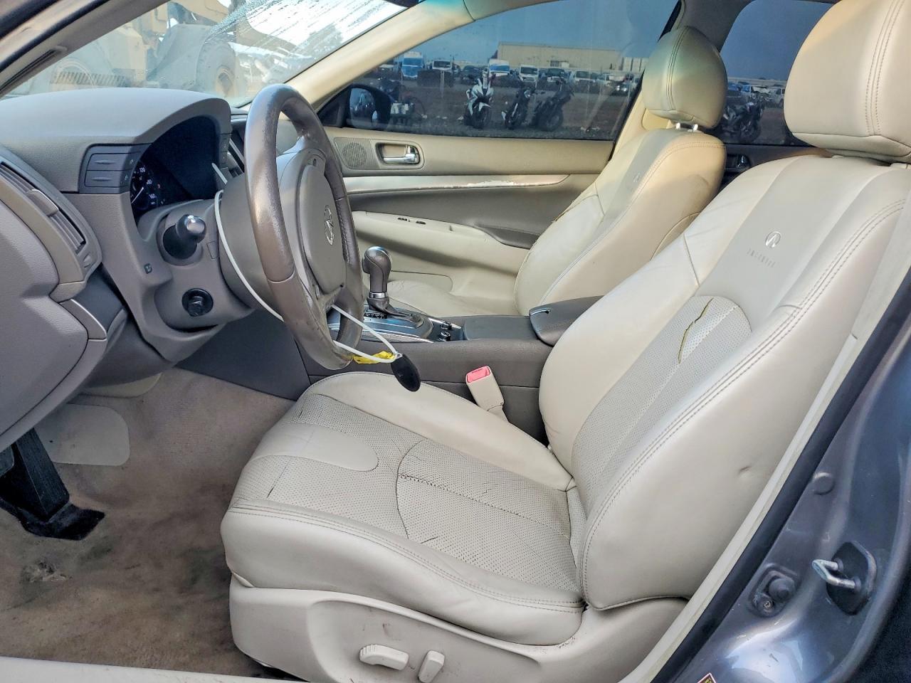 2011 Infiniti G37 Base
