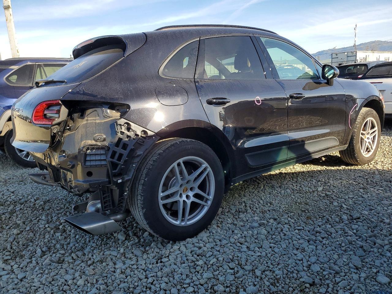 2017 Porsche Macan
