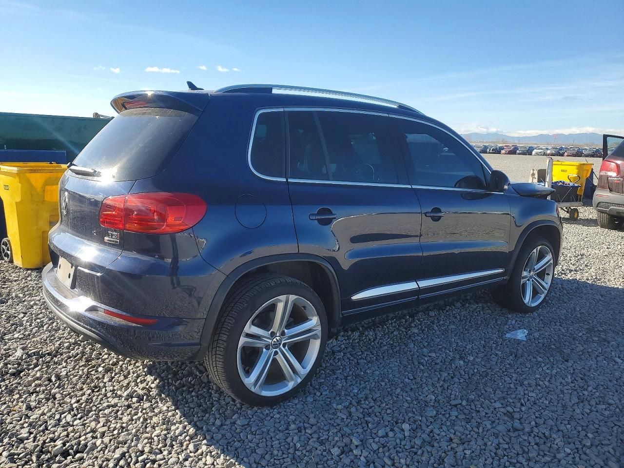 2016 Volkswagen Tiguan s