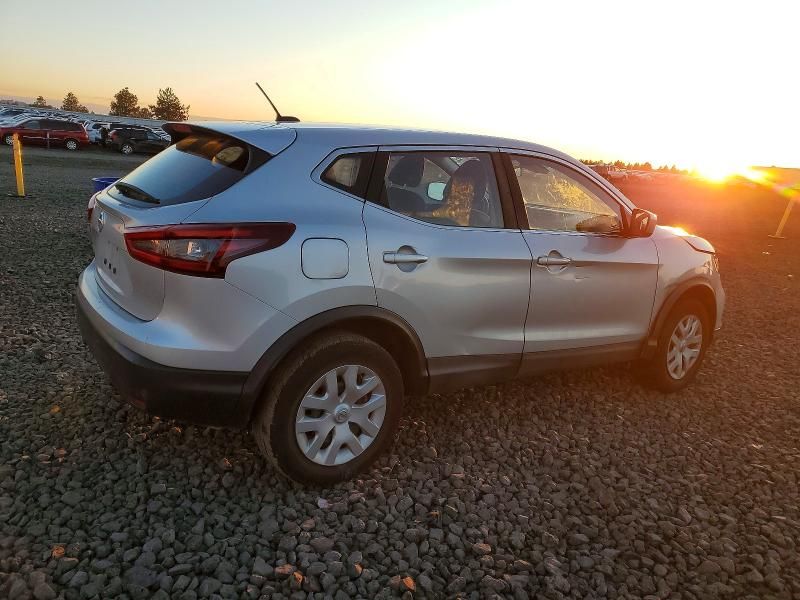 2020 Nissan Rogue Sport s