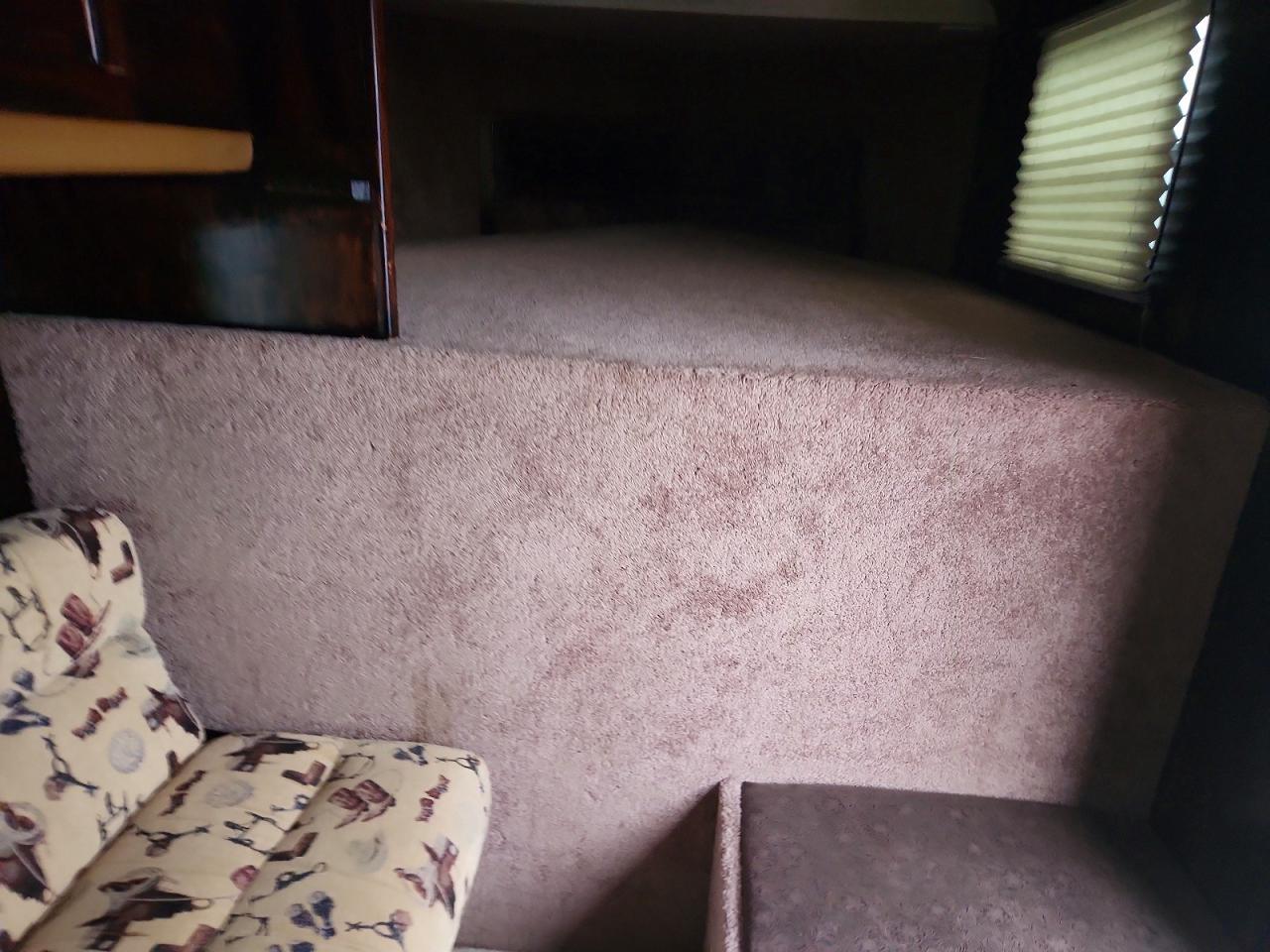 2007 Classic GN-4HBUNK Horse Trailer