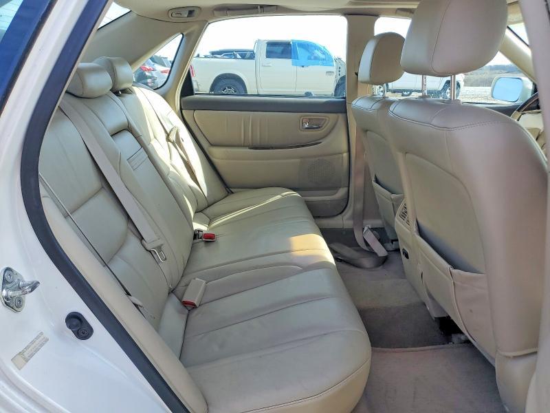 2004 Toyota Avalon xl