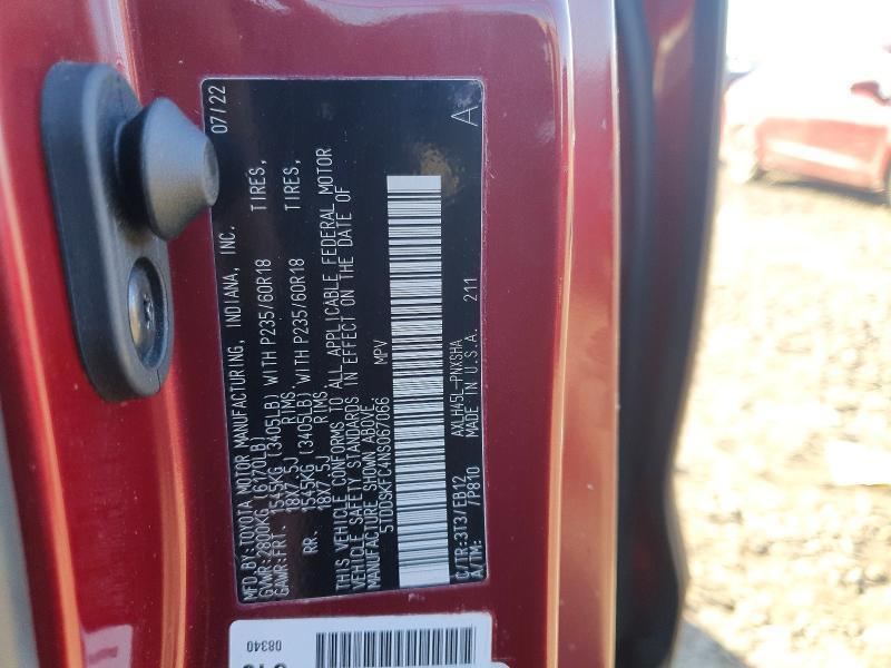 2022 Toyota Sienna xse