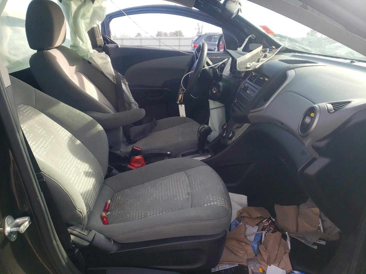 2014 Chevrolet Sonic ls