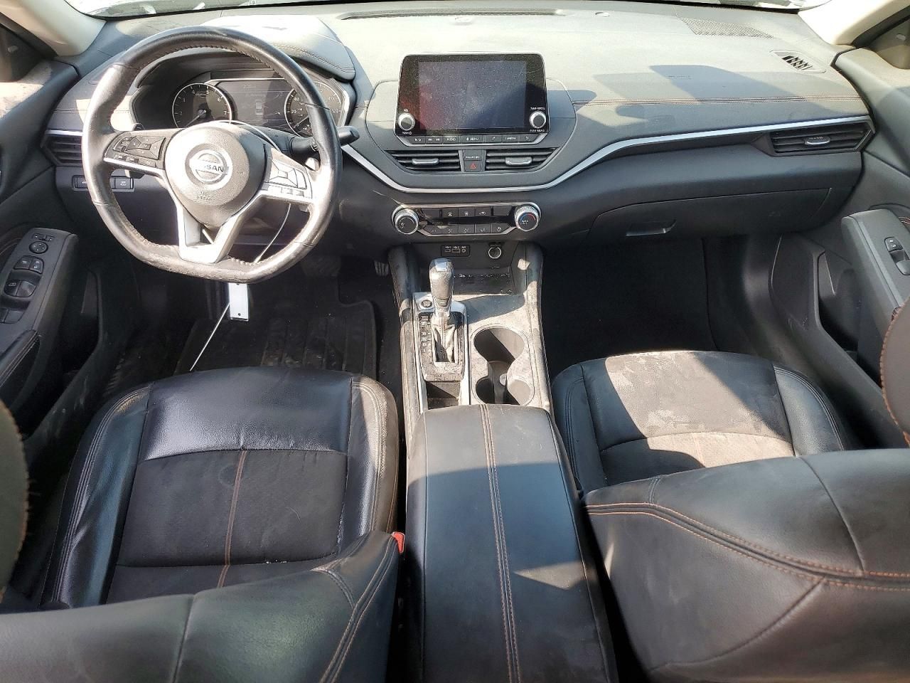 2022 Niss Altima 2.5