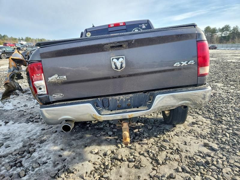 2015 Dodge Ram 1500 slt