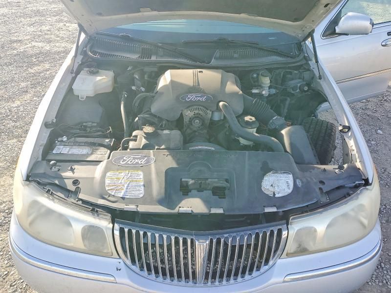 1999 Lincoln Town car Executive