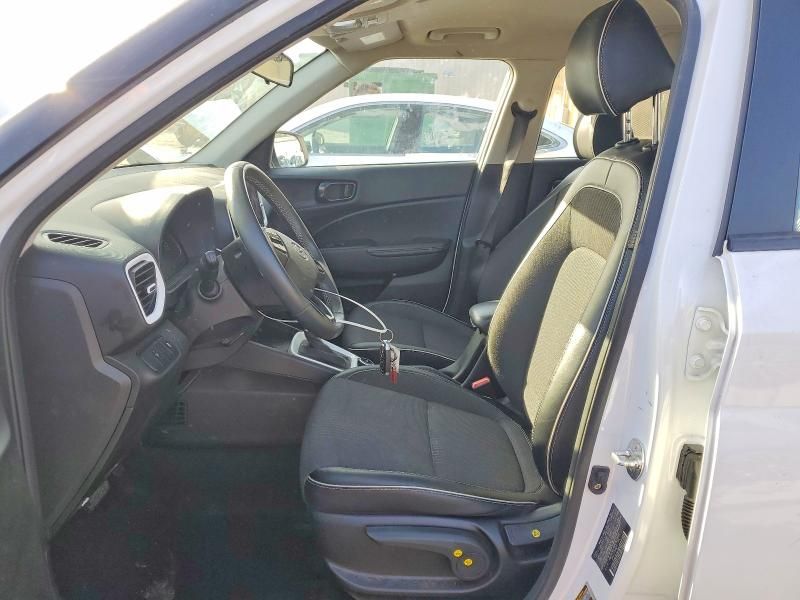 2024 Hyundai Venue sel