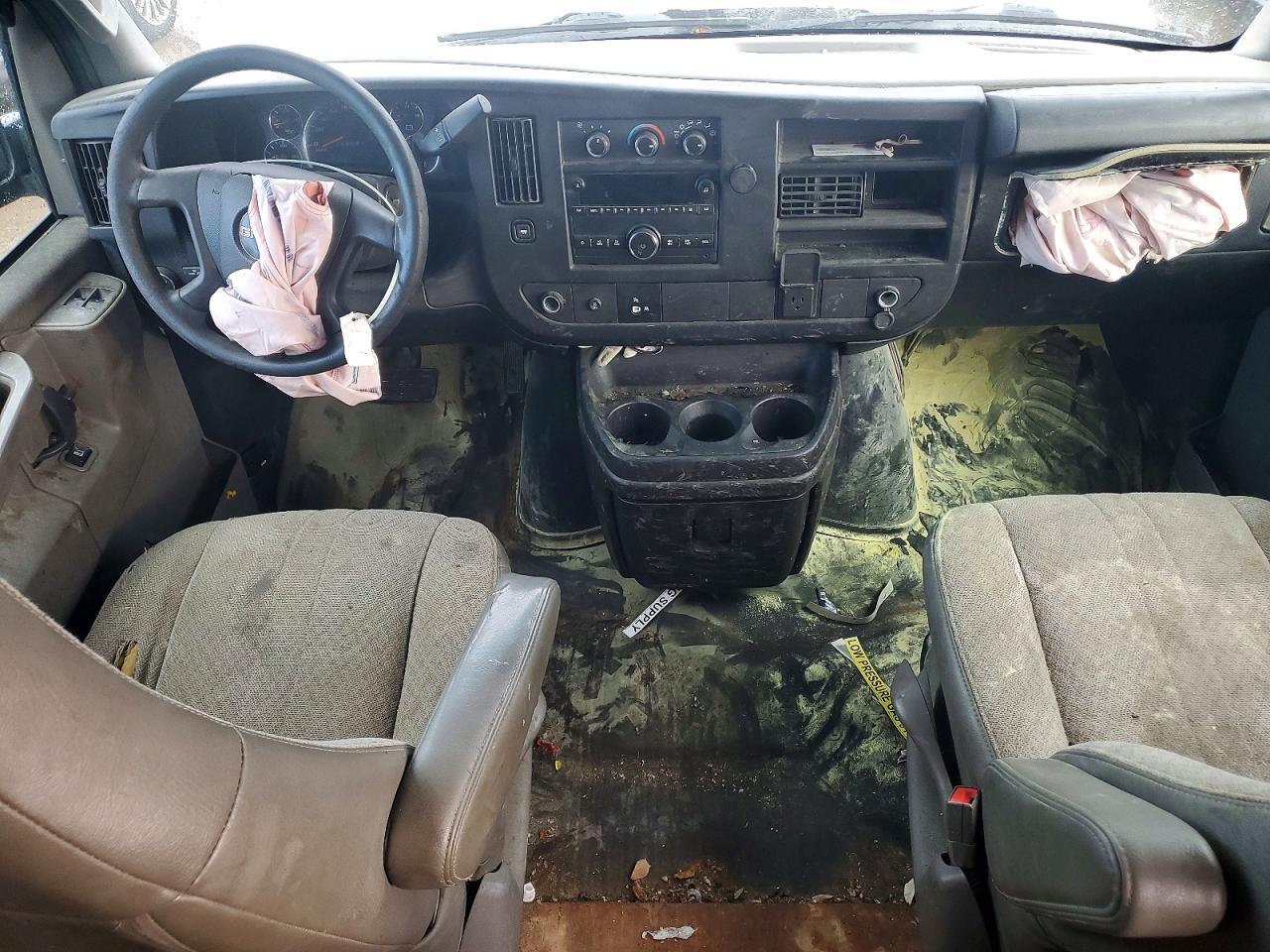 2017 GMC Savana G2500