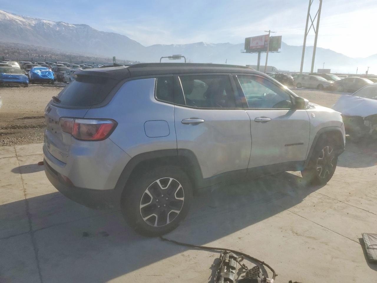 2020 Jeep Compass Trailhawk