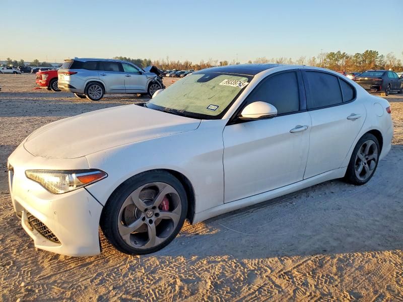 2017 Alfa Romeo Giulia ti