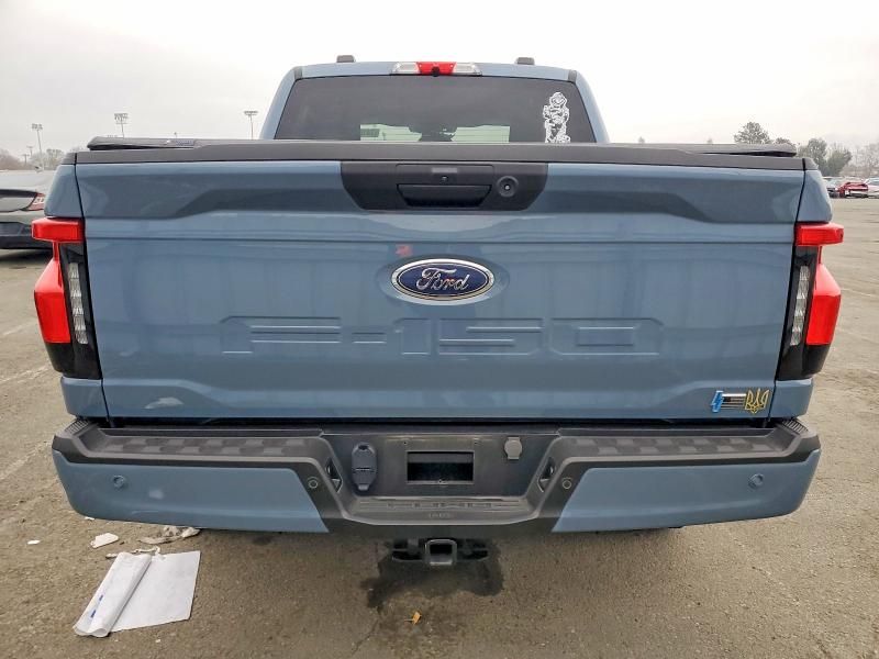 2023 Ford F150 Lightning pro