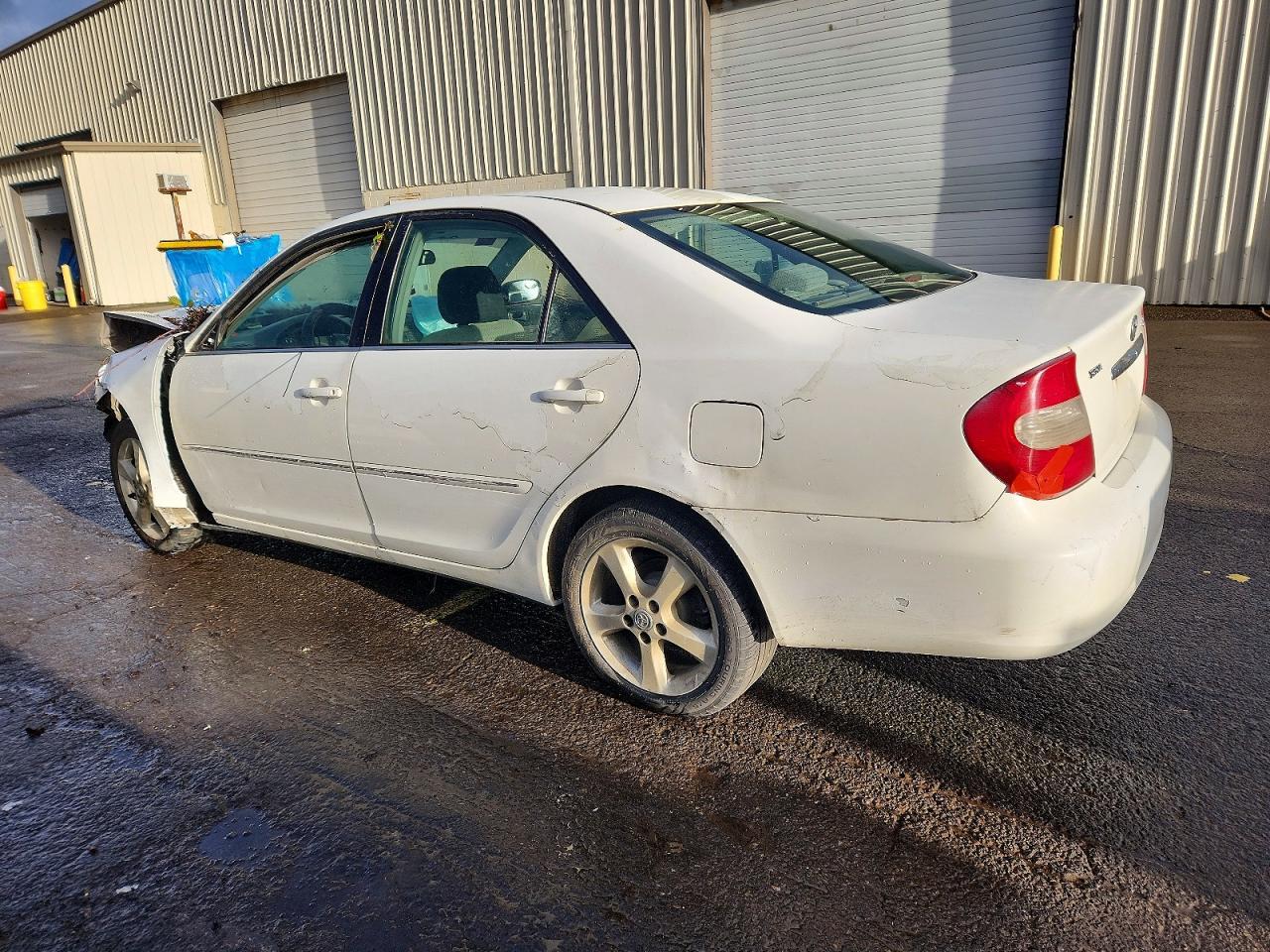 2003 Toyota Camry le