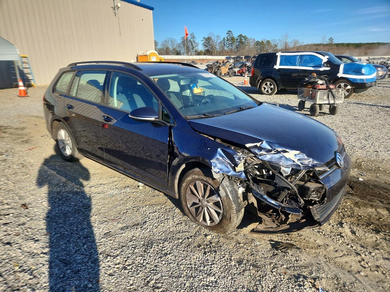 2016 Volkswagen Golf Sportwagen s