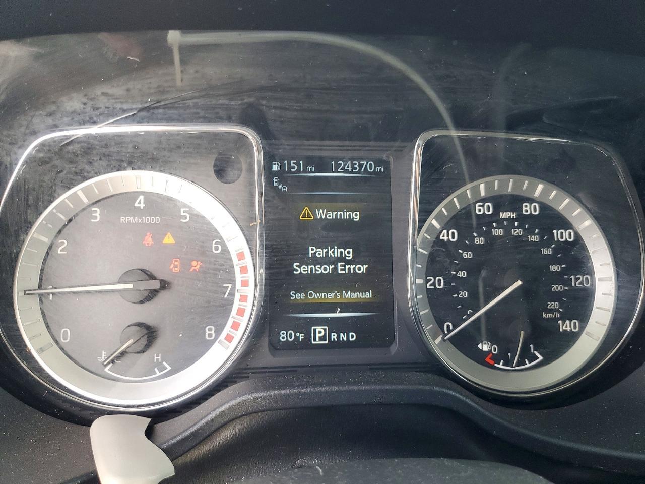 2017 Nissan Titan sv